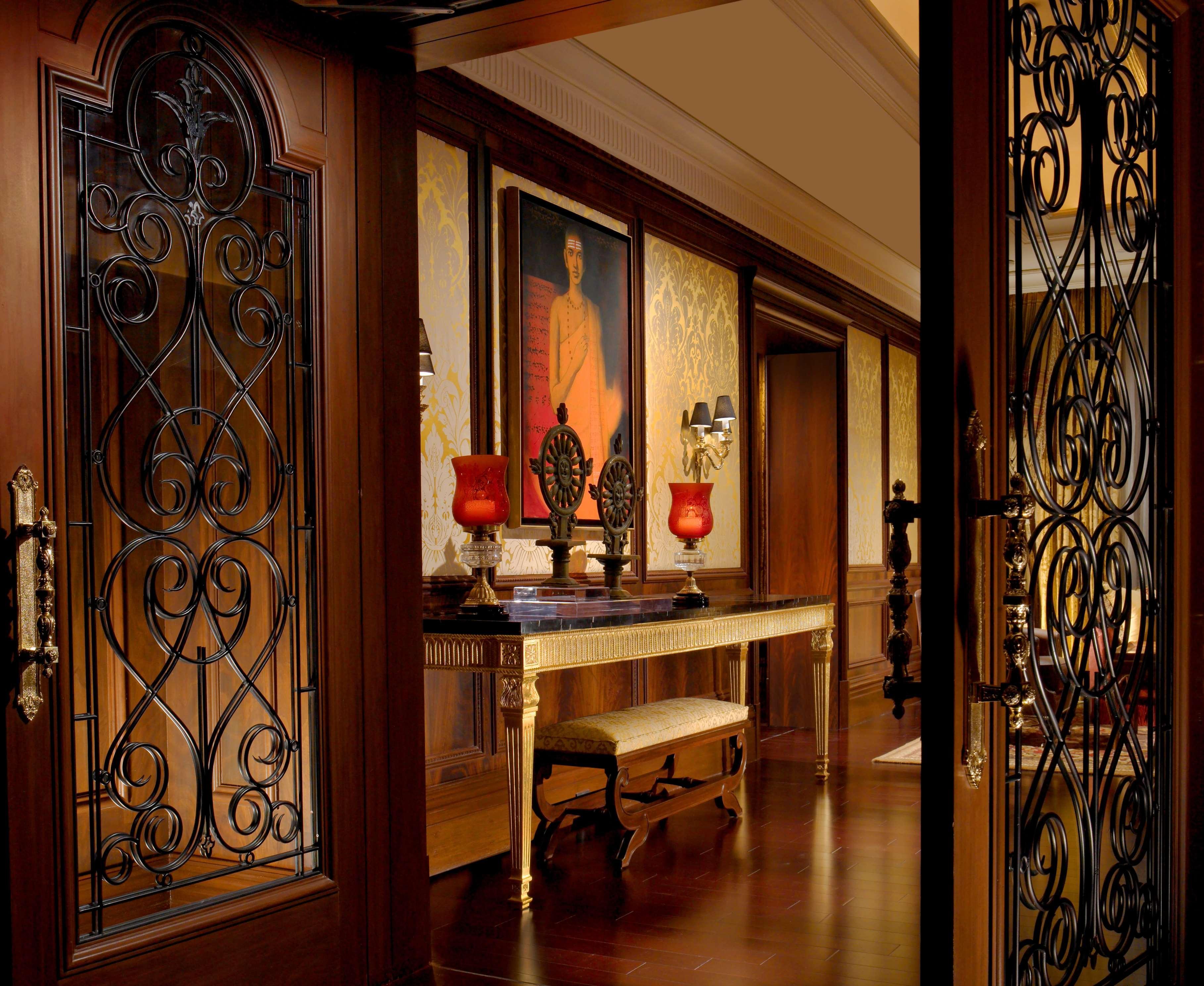 The Leela Palace Nuova Delhi Esterno foto Interior of the Taj Mahal Palace