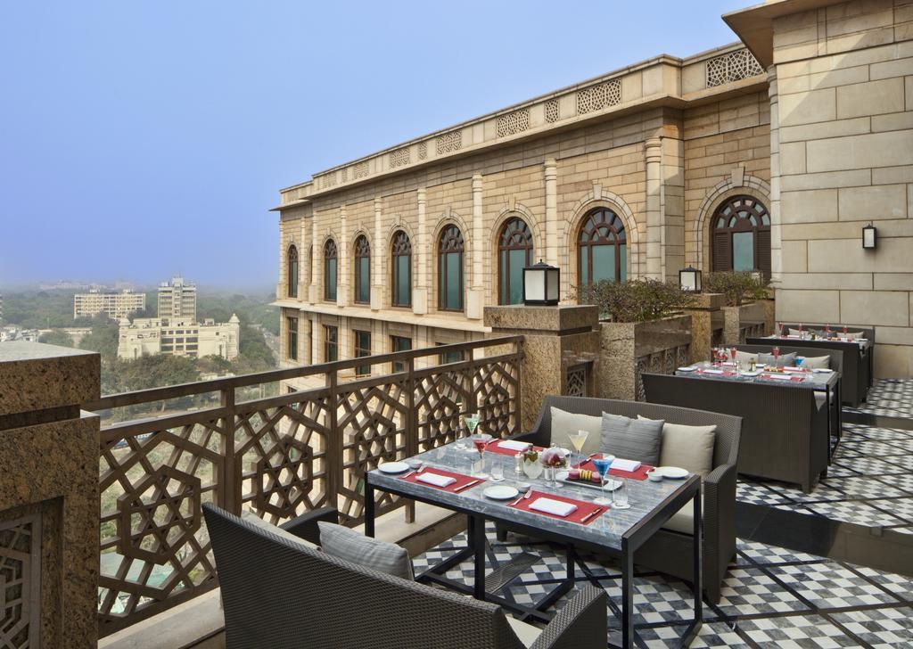 The Leela Palace Nuova Delhi Ristorante foto The Terrace at The Oberoi